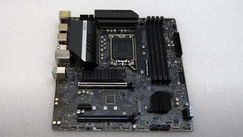 msi prob660m addr4 motherboard for  fortnite